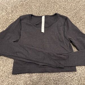 lululemon athletica Long Sleeve Tee - Dark Gray - crop top with built in bra